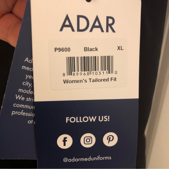 NWT New Adar Pro Sweetheart V-Neck Scrub Top, black color Size XL - Picture 10 of 16